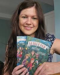 Happy Daphne du Maurier Day everyone! Born