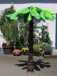 Es gibt viele möglichkeiten, eine palme aus plastikflaschen herzustellen. Diy Dekopalme Hobbymade Bastelbedarf