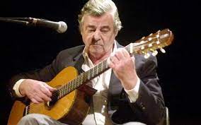 La scala era chiusa a causa dei bombardamenti della prima guerra mondiale, quindi il dal verme era il primo teatro di milano. Quindici Anni Senza Sergio Endrigo Poeta Che Cantava L Amore Struggente