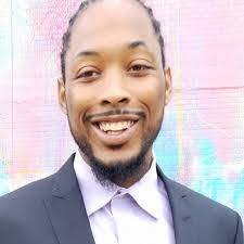 Lee Qualls's Instagram, Twitter & Facebook