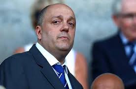 Maxi López compró un club inglés y Wanda lo mira por TV