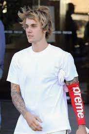 Le migliori acconciature di justin bieber. Justin Bieber Coi Capelli Lunghi