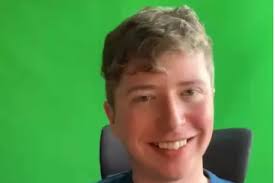 Comedian Emma Doran 'felt like an alien' as a pregnant Leaving Cert student 