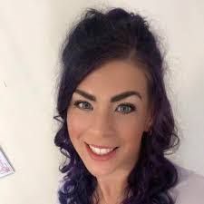 Debra Mchale's Instagram, Twitter & Facebook