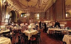 Tanzlokal Mit Livemusik Und Spiegelsaal Italienischer Und Deutscher Kuche Sowie Tanzkursen Haus Berlin Berlin Berlin Mitte