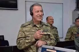 Hulusi akar 12 mart 1952 yılında kayseri'de doğdu. Filint4 On Twitter Vesoylededim Egleniyor Muyuz Gencler Hulusi Akar Https T Co 2sk3okiw05