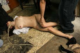 Dolcett hanging - 61 porn photo