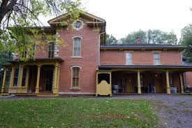 You'll find six different sites that depict different locations and times. File Living History Farms 64 Jpg Wikipedia