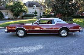 Pin By J J Steensma On Lincoln Lincoln Continental Lincoln Cars Lincoln