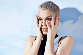 Trendfrisuren 2015 frisuren damen ab 50 rundes gesicht damen. Kurzhaarfrisuren Fur Frauen 2016 2017 Von Den Stars Inspiriert