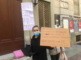 Lo sciopero di cui parli è stato indetto per venerdì 18 ottobre, le questioni affrontate saranno lavoro, reddito, pensione, casa, scuola, salute, beni comuni, diritti e democrazia. Schools For Future Lo Sciopero Contro La Dad Nonsolocontro Ora Anche Online