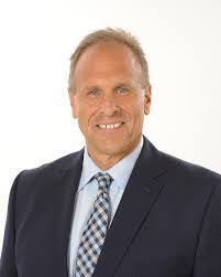 Michael Venn's Instagram, Twitter & Facebook