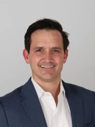 Bradley Oswald's Instagram, Twitter & Facebook