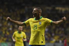 Everton sign brazilian from watford in £50m deal (англ.). Richarlison Richarlison Questiona Incomodados Apos Postar Fotos Richarlison Was The Man To Meet A Gylfi Sigurdsson Corner Rising Above Willy Boly And Planting A Superb Header Into The Top