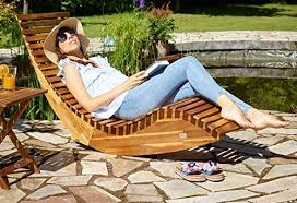 deuba chaise longue a bascule en bois d acacia certifie fsc transat en bois ergonomique bain patio lounge chairs outdoor chaise lounge outdoor furniture plans