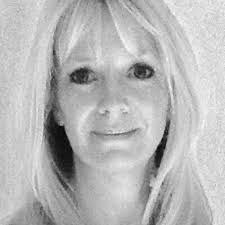 Hannah Cutts's Instagram, Twitter & Facebook