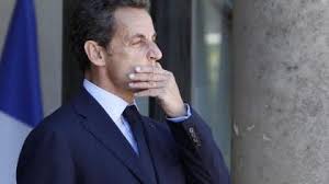 « nicolas sarkozy ne regrette visiblement rien puisqu'il n'est venu qu'à une seule audience », a soutenu la procureure, vanessa perrée, en dénonçant « la totale désinvolture » de l'ancien président. Grosser Selbstdarsteller Kleine Erfolge Nurnberg Nordbayern De