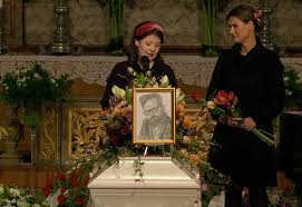 Lettre d'adieu pour un enterrement. La Lettre D Adieu De Martha Louise A Ari Behn