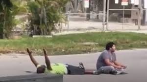 Höchste konzentration an wertvollen aktiven kombucha kulturen, frischem purem ingwersaft, oregano und cayenne in einem shot kombiniert. Florida Cop Charged With Attempted Manslaughter In Shooting Of Autistic Man S Unarmed Therapist
