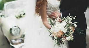 Perché credo che le parole costruiscano la realtà molto più rapidamente delle leggi. Matrimoni E Comunioni In Zona Gialla Vietati Anche All Aperto Cosa Puo Cambiare A Giugno Il Mattino It