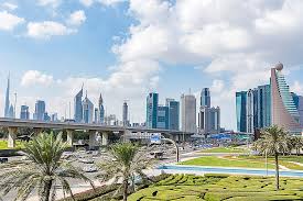 Există de asemenea, taxiul sau metroul, acesta din urmă accesibil, elegant și bine aerisit și cu zeci de opriri. Dubai Pe Un Buget Cele Mai Bune Lucruri Gratuite È™i Ieftine Lonely Planet Asia