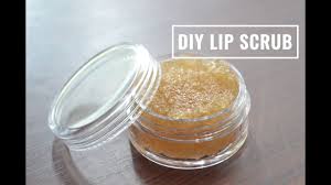 Today i am sharing a diy on a delicious brown sugar honey lip scrub! Diy Lip Scrub Exfoliator Honey Cinnamon Mad Cherry Madbeauty Youtube