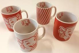 Mug La Vache Qui Rit Lot De 4 Mugs En 2020 Vache Qui Rit Vache Rire