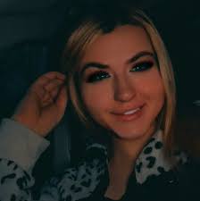 GIRLLLL life goes on. you might end up a single mom. you might lose your  job. you might lose a few friends. whatever it is, you have to pick  yourself back up