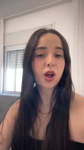 באמצע הנקיונות לפסח, גם אתם אוהבים לשיר? 🎶 אין כמו לשלב עבודה עם מוזיקה  טובה! השירים עוזרים להכניס אווירה חגיגית ומעודדים לסיים את כל המשימות עם  חיוך. איך אתם מעבירים את הזמן בניקיון? 😅 #נקיונות_לפיסח ...