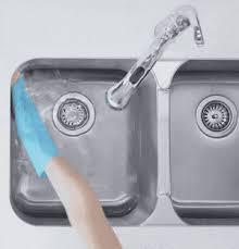 how to clean with bleach