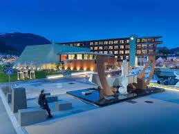 Leter du etter et bra hotell i ulsteinvik? The Best Hotels In Maloy Norway For 2021 From 89 Free Cancellation On Some Hotels Tripadvisor