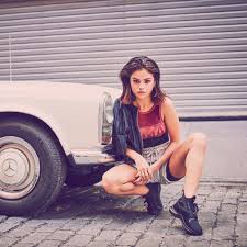 No se encontró ningún producto. Puma Launches Phenom Sneakers With Selena Gomez Popsugar Fitness