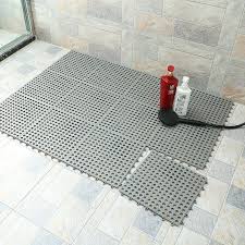 Keset karpet karet pvc anti slip kamar mandi 40 x 60. Alas Kamar Mandi Anti Slip Alas Karpet Kamar Mandi Toilet Anti Licin Abu Abu Lazada Indonesia