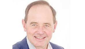 Strong field for LIC board elections