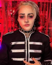 Shane Stratus💥 (@glitterbakugou) · Instagram 照片和视频