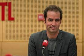 Maybe you would like to learn more about one of these? Tanguy Pastureau Super Victor Est Aussi Un Sex Toy Amp Gt Rtl France Scoopnest