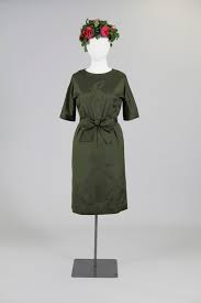 Dark green dress & hat with red roses