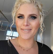 Amber Crago's Instagram, Twitter & Facebook