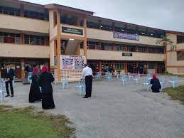 Selamat datang kepada kaunselor baru smkrmm puan wan roslita wan harun. Pusat Tingkatan Enam Smk Raja Muda Musa Kuala Kangsar Facebook