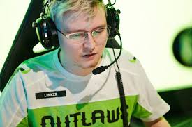 Playing in the Overwatch League at home, four months later