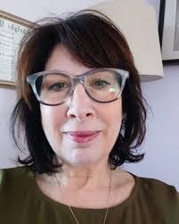 Cecelia Farley's Instagram, Twitter & Facebook