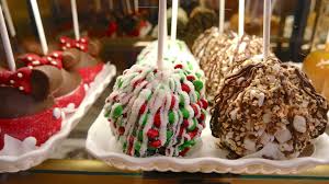 Holidays Eats at Trolley Treats – First Comes Latte