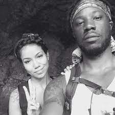 Oladipo omishore is a 34 years old famous music producer. Efuru Jr Mr Mrs Omishore
