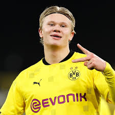 Lothar matthäus, in full lothar herbert matthäus, (born march 21, 1961, erlangen, west germany), german football (soccer) player who was the only outfield player in the world to compete in five world cup finals—1982, 1986, 1990 (when he captained the german side to the title), 1994, and 1998. Goal On Twitter Lothar Matthaus Erling Haaland Is Regarded At Dortmund Like Robert Lewandowski Is At Bayern He Is Not Only Responsible For The Goals But In Charge Of Dragging The