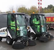 CLEANVAC Heavy Duty Road Vacuum Cleaner - Automatic Street ...