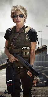 She is the oldest of four sisters and one brother to her parents soraya and michael. Who Is Linda Hamilton And How Old Is She Terminator S Sarah Connor Who S Back In Sixth Movie