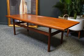 Mid century modern walnut surfboard coffee table by heritage peg leg vintage. Mid Century Vintage Dark Teak Surfboard Coffee Table By Malcolm David Walker For Dalescraft 1960s For Sale At Pamono