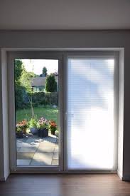 Auf Der Suche Nach Einem Plissee In Verschiedenen Grossen Fenster Plissee Neues Zuhause Plissee Vorhange