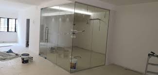 Would be suitable for framed, frameless or custom applications. Wsg Glass 12mm Thk Clear Tempered Glass Panel Rm 19 00 Facebook