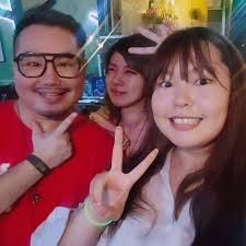 朝说唱歌手的路迈进... ? 😆 Had a great National Day weekend with all my lovely  friends! ❤️